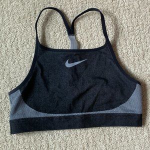 Nike Girls' Seamless Sports Bra Black/Wolf Grey